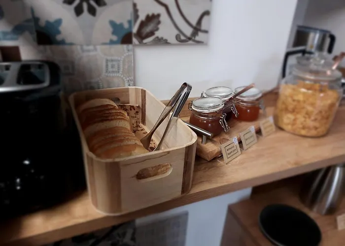 Eat&stay Nocleg ze śniadaniem 4*